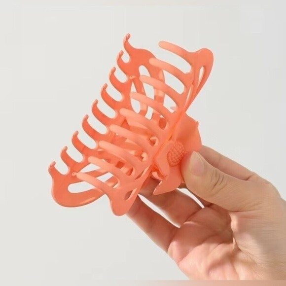 THREE LARGE Matte Boho Minimalist Large Flower Hair Clip​​ - Picture 4 of 7